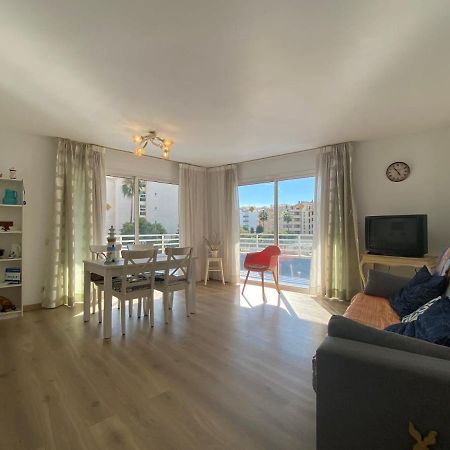 Apartamentos Ch サロウ エクステリア 写真