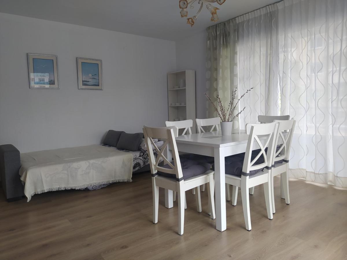 Apartamentos Ch サロウ エクステリア 写真